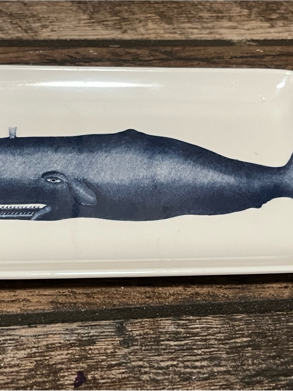Whale soap dish
